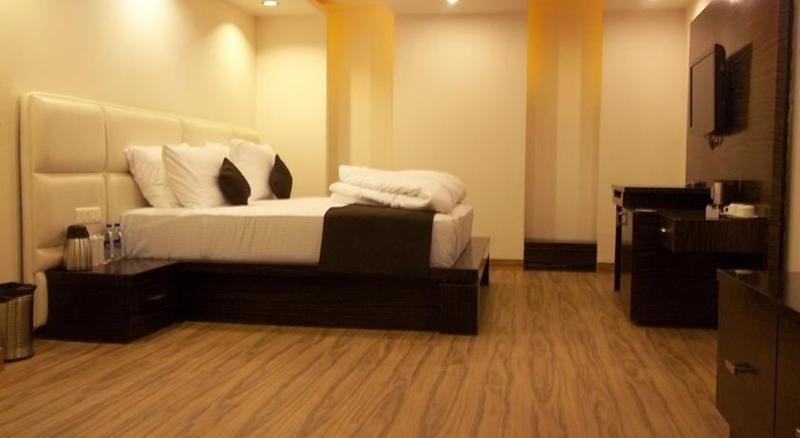 Hotel Elegance Új-Delhi Kültér fotó