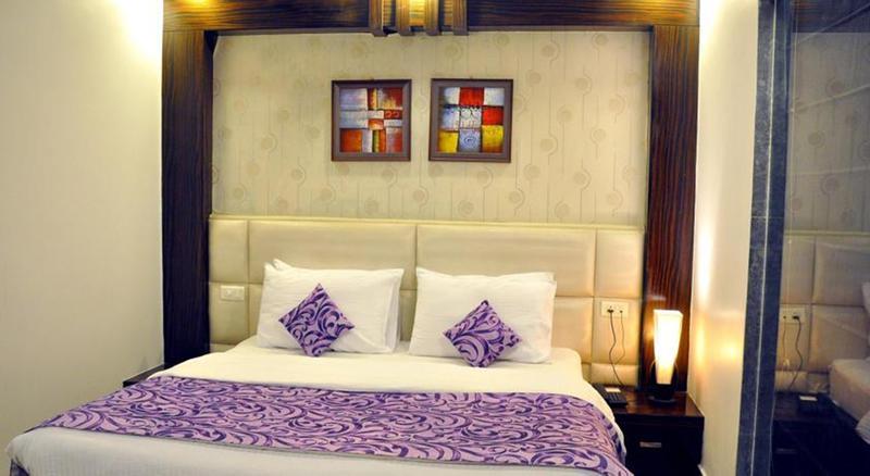 Hotel Elegance Új-Delhi Kültér fotó